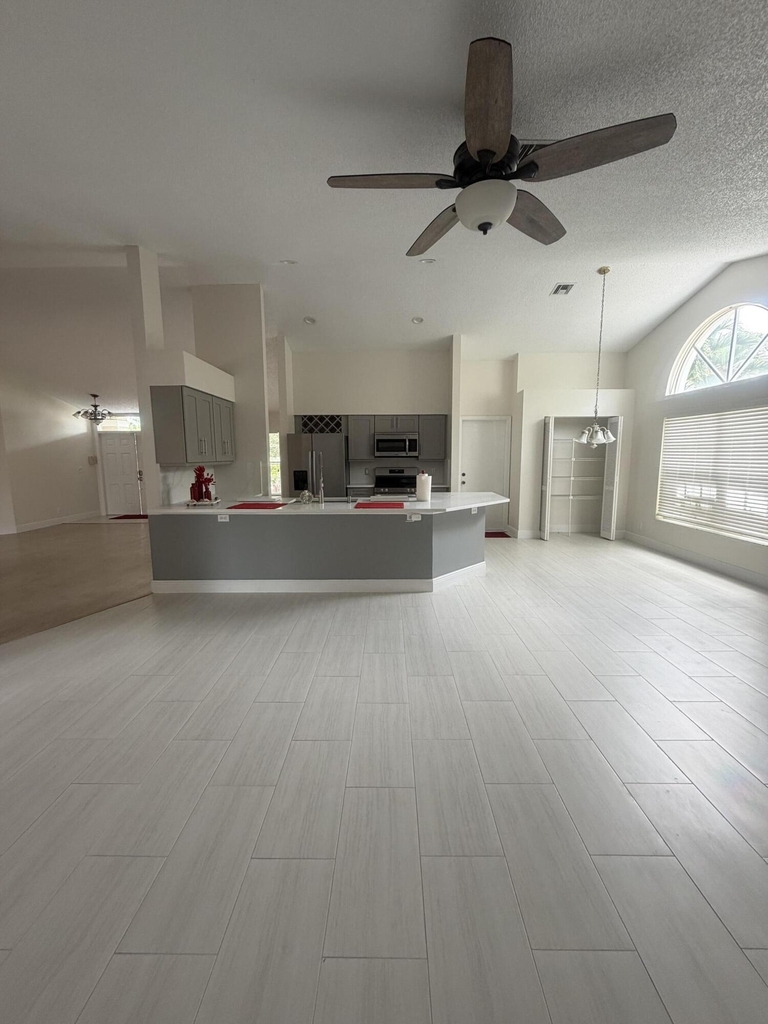 1401 Hideaway Bend - Photo 2