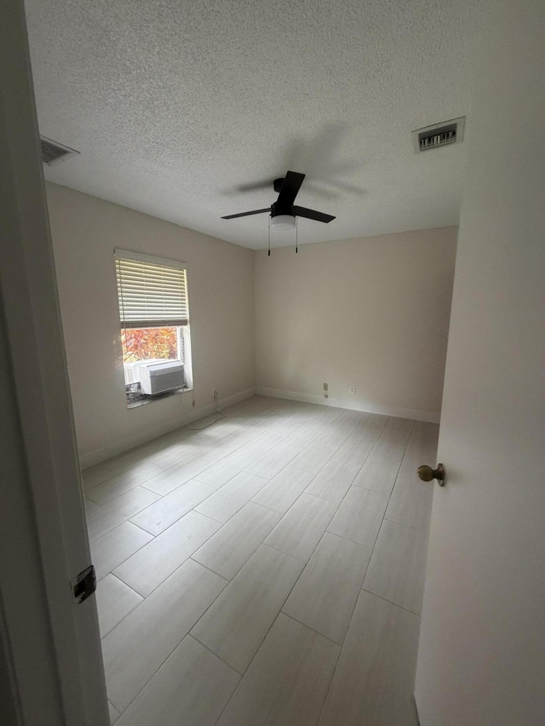 1401 Hideaway Bend - Photo 5