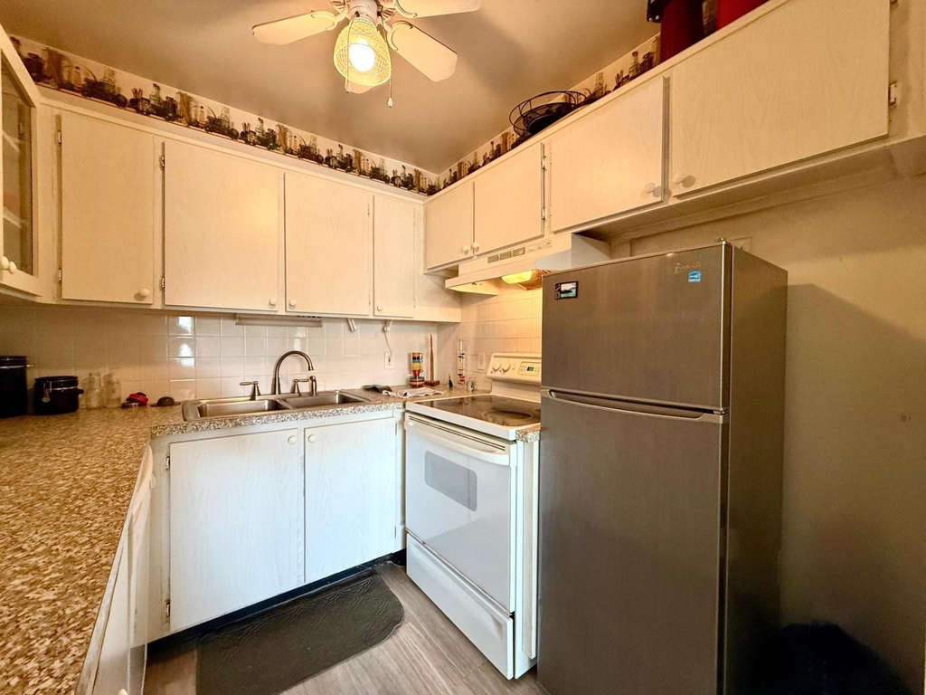 62 Easthampton C - Photo 13
