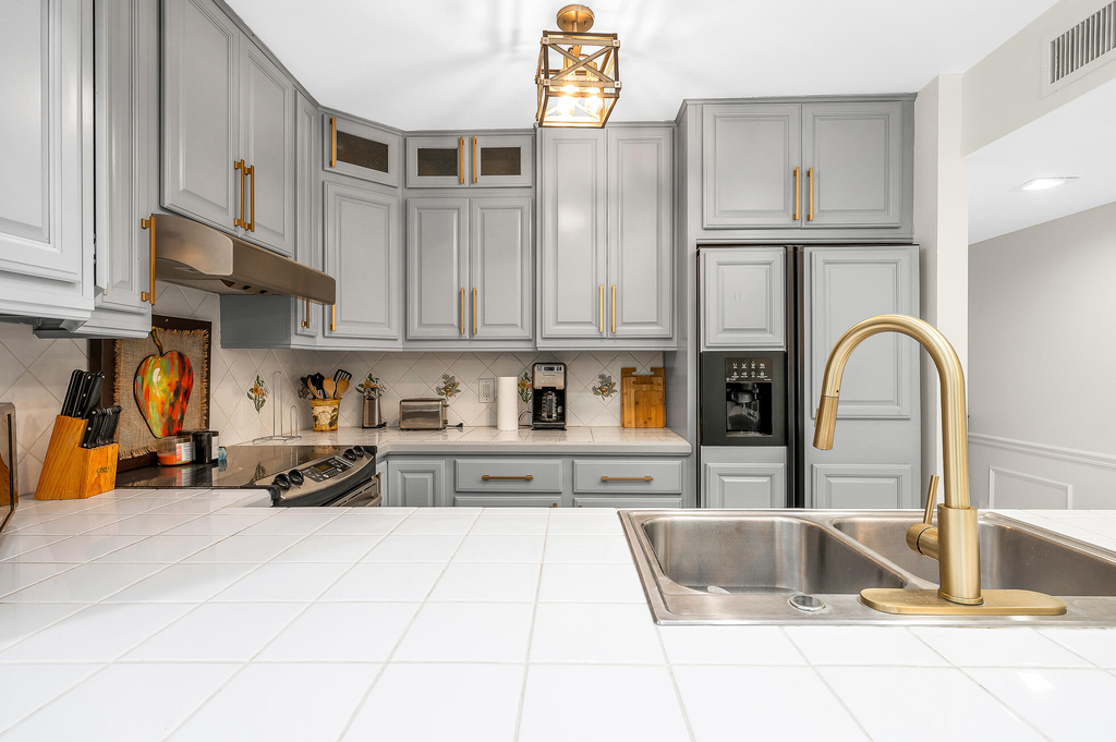 584 Se 20th Avenue - Photo 11