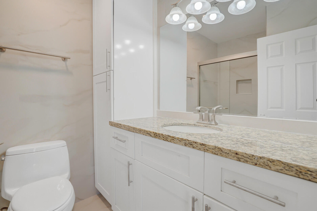 584 Se 20th Avenue - Photo 23