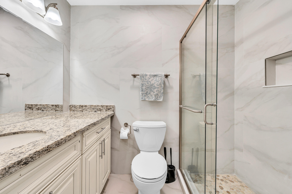 584 Se 20th Avenue - Photo 19