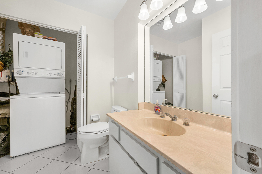 584 Se 20th Avenue - Photo 25