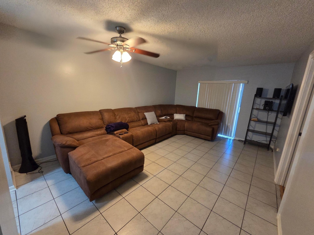1351 Nw 94th Way - Photo 6