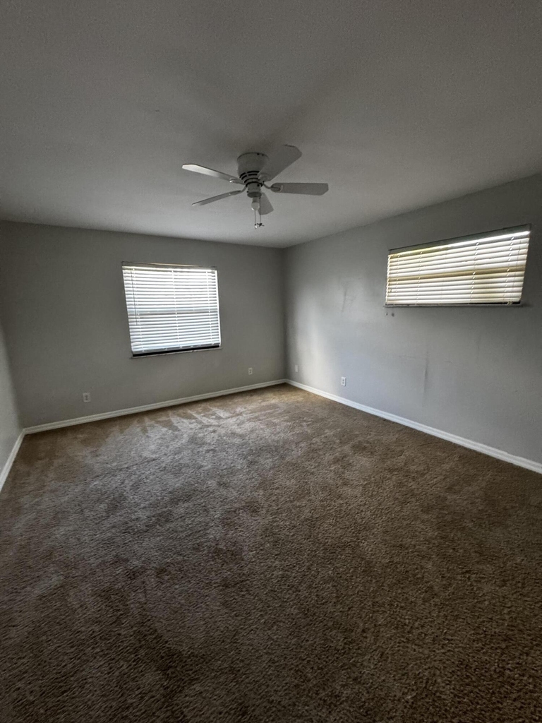 1886 Se Boma Avenue - Photo 8