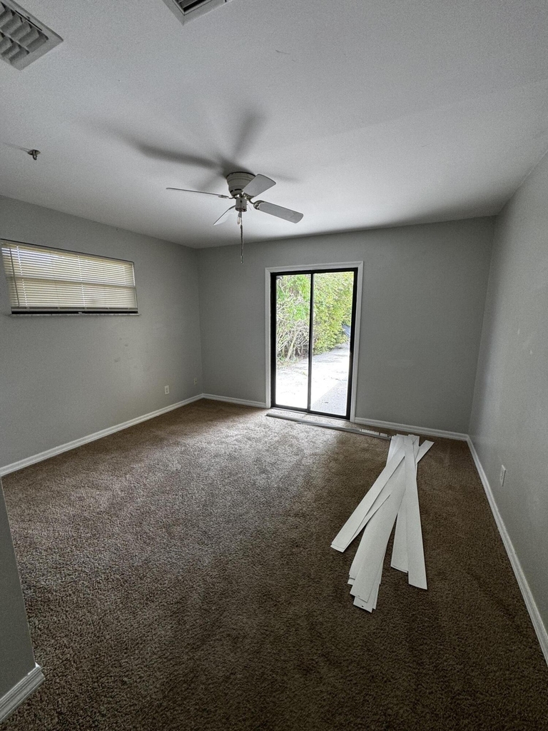 1886 Se Boma Avenue - Photo 9