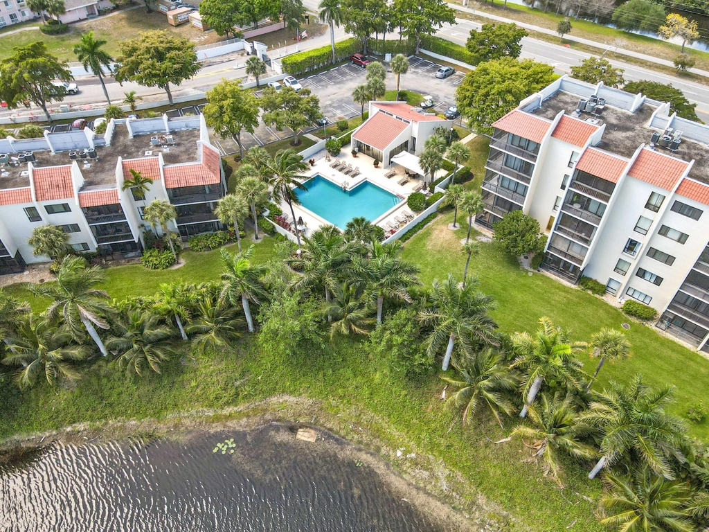 2500 Presidential Way - Photo 15