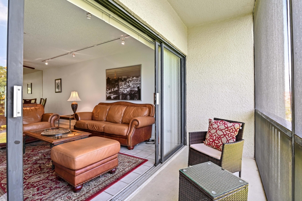 2500 Presidential Way - Photo 12