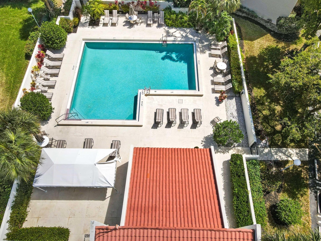 2500 Presidential Way - Photo 16