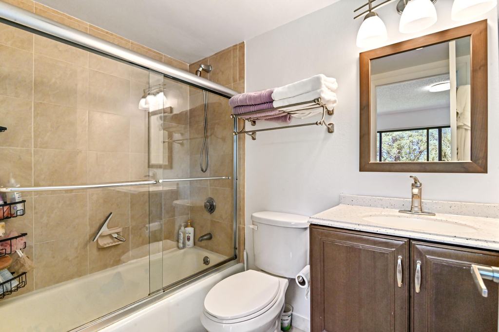 2500 Presidential Way - Photo 7