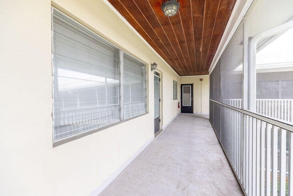 426 Ne 7th Avenue - Photo 16
