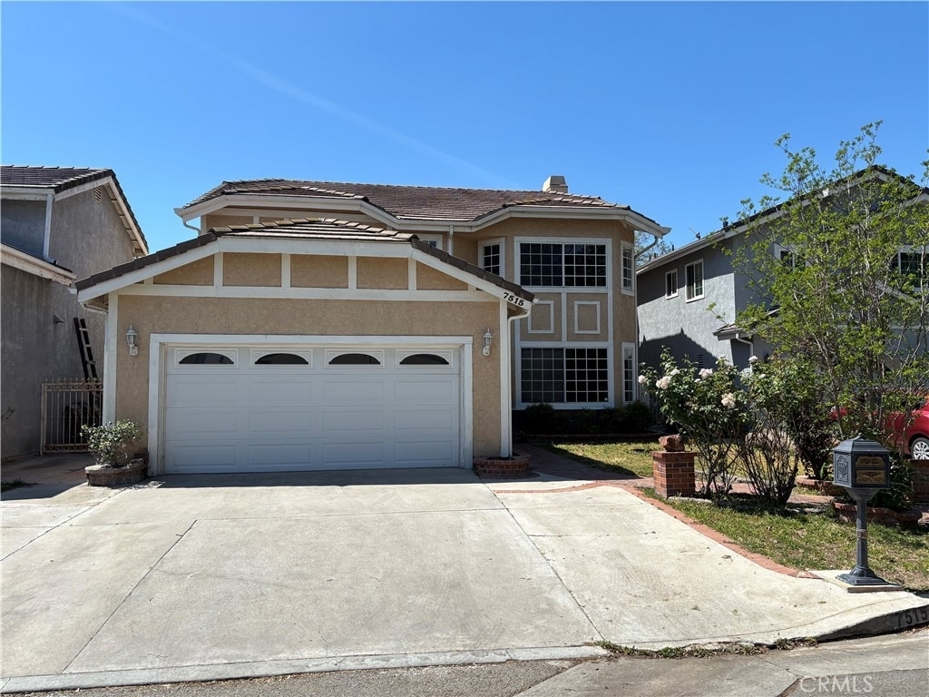 7515 Melvin - Photo 0