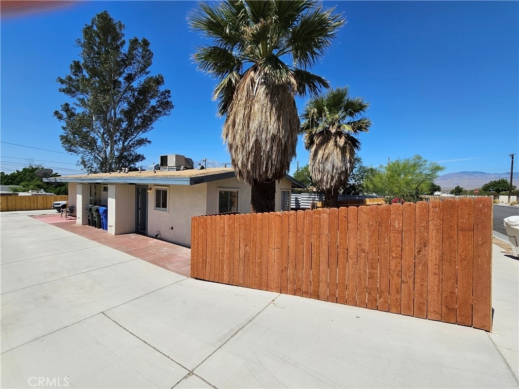 66051 3rd - Photo 0