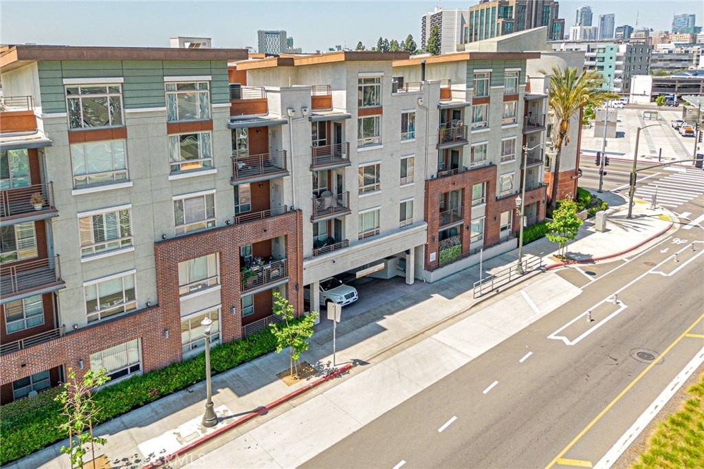 100 S Alameda - Photo 45