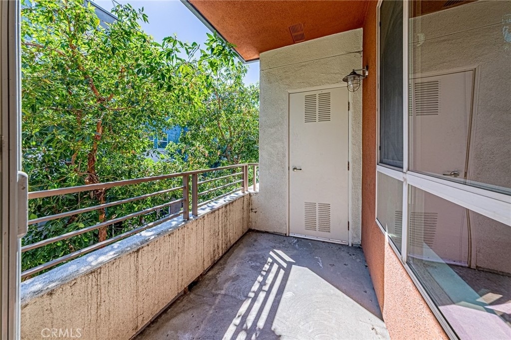 100 S Alameda - Photo 25