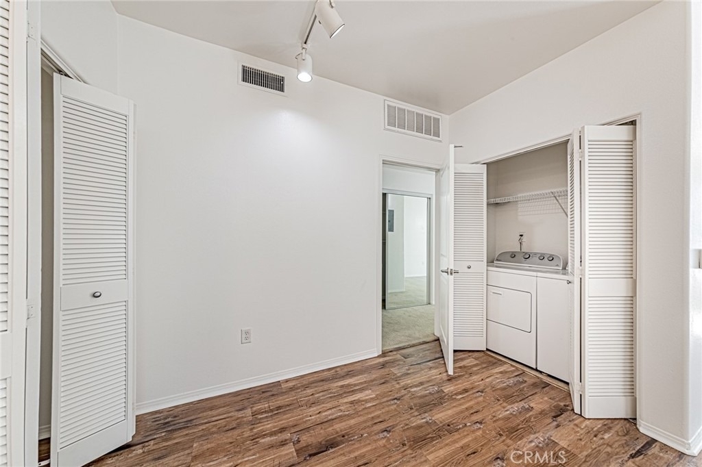 100 S Alameda - Photo 18