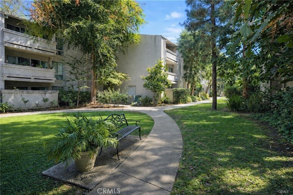 20134 Leadwell - Photo 11