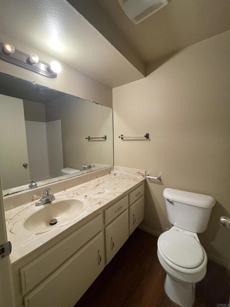 1729 Hollister Street - Photo 9