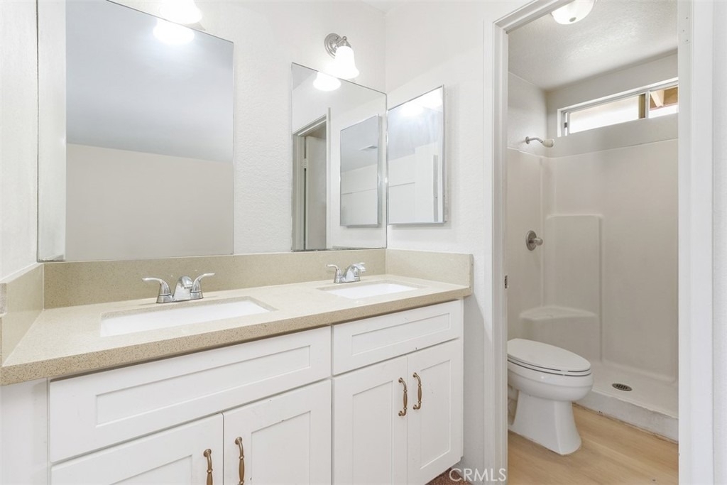 8210 Rancheria Dr - Photo 8