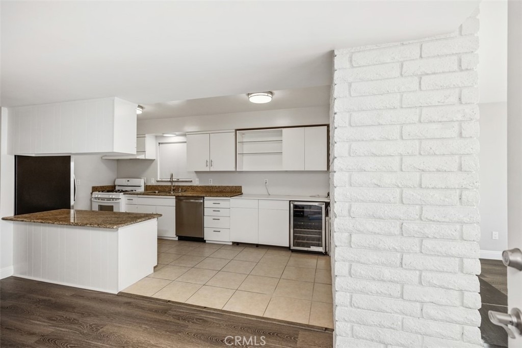 2512 Ocean Boulevard - Photo 3