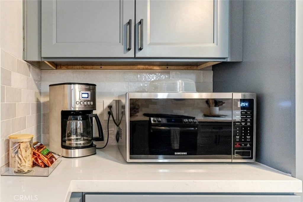 24656 Bernard - Photo 23