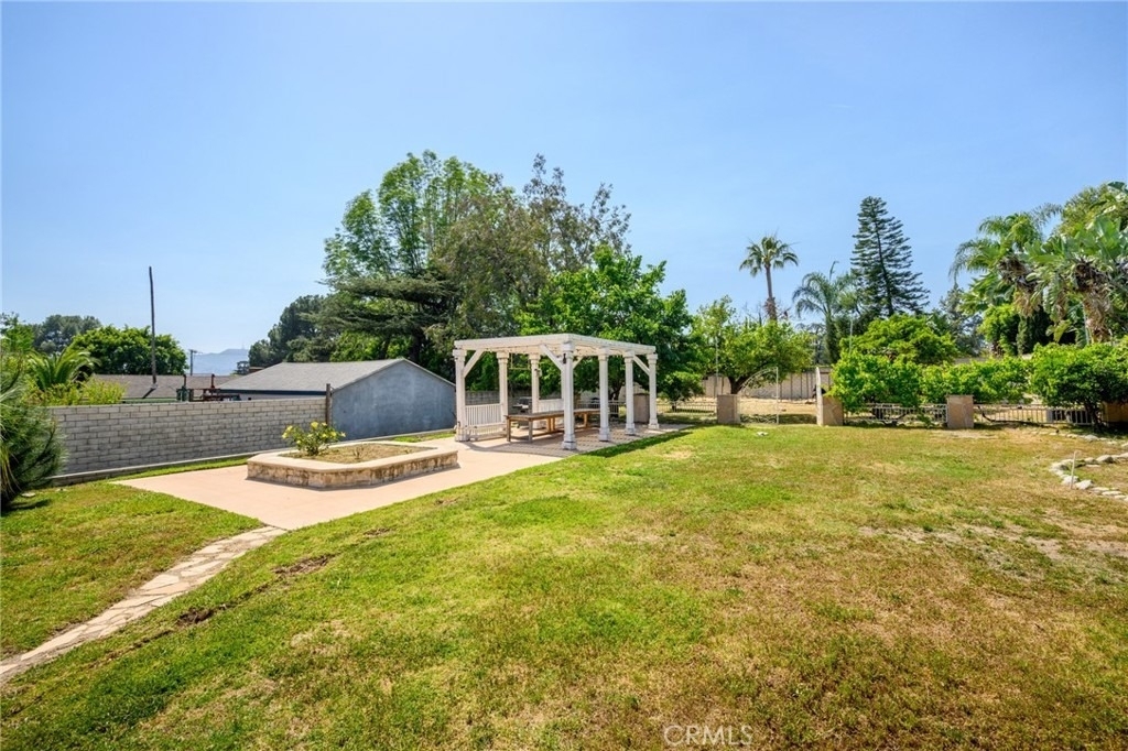 1635 Grandview Avenue - Photo 29
