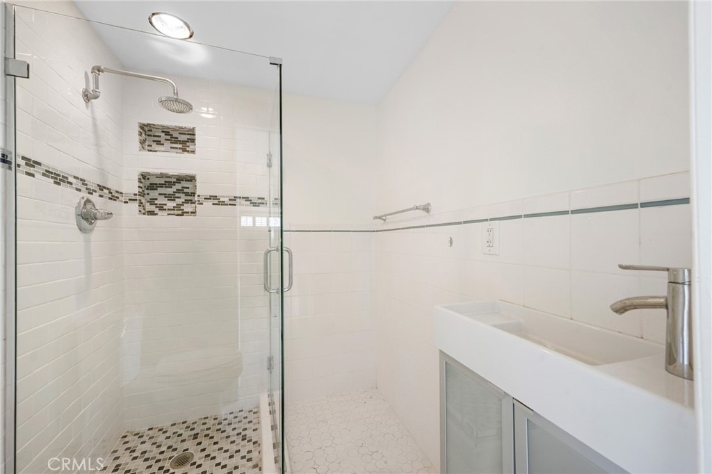 1635 Grandview Avenue - Photo 24