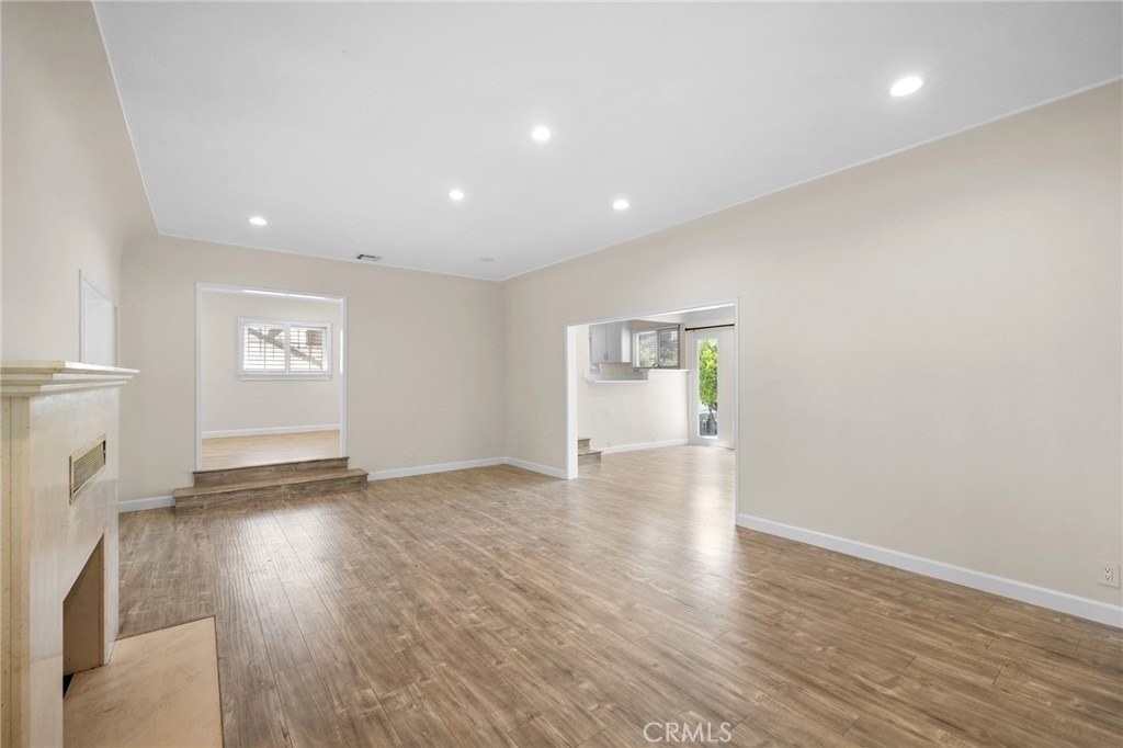 1635 Grandview Avenue - Photo 7