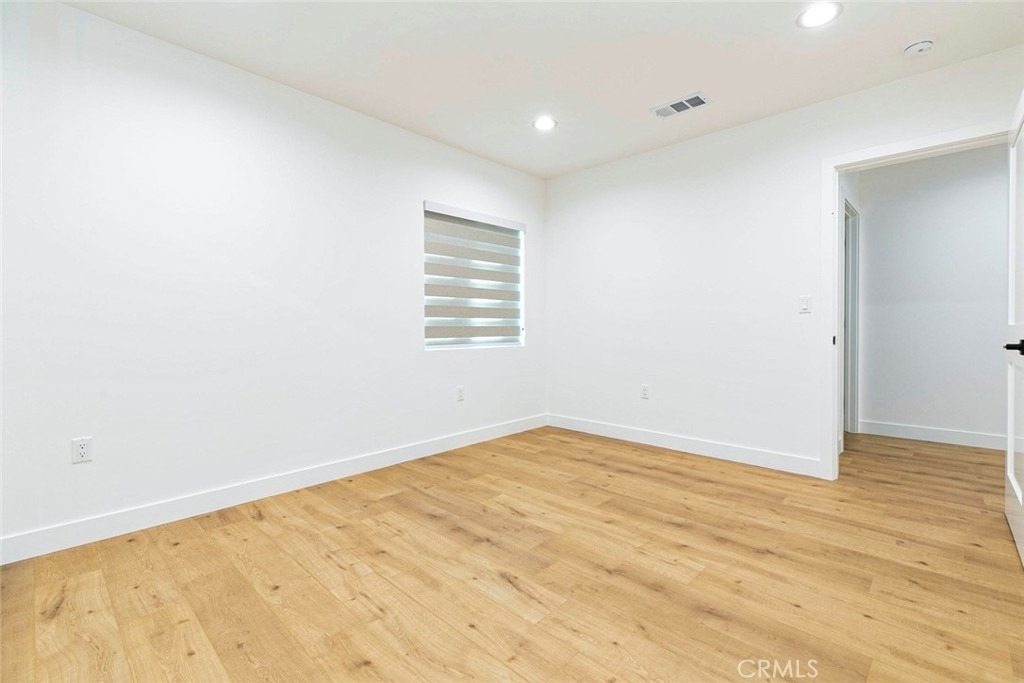 12340 Lull Street - Photo 25