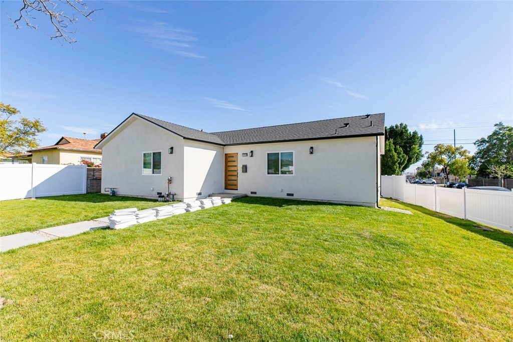 12340 Lull Street - Photo 1