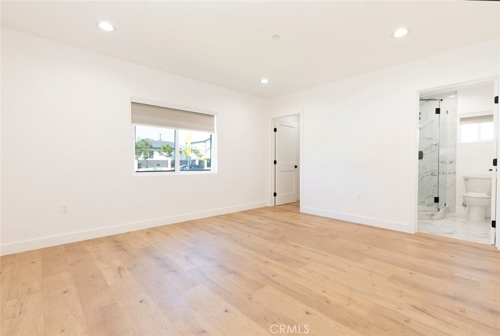 12340 Lull Street - Photo 17