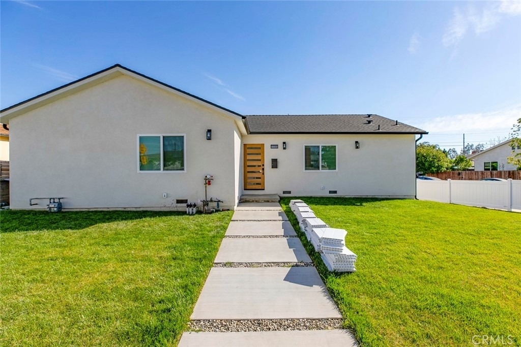 12340 Lull Street - Photo 2