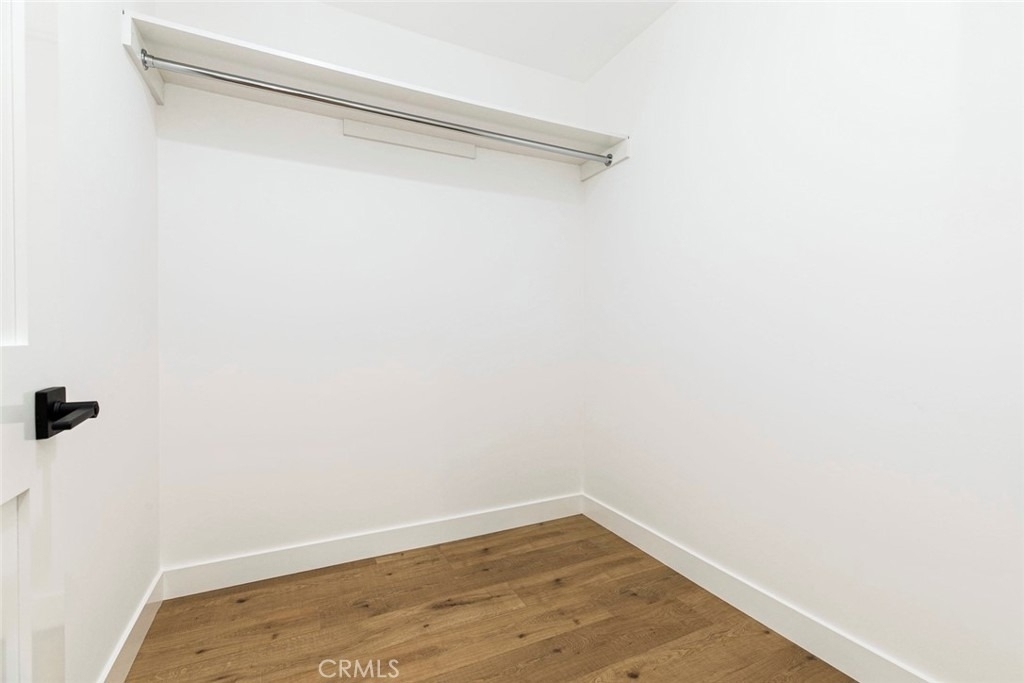 12340 Lull Street - Photo 19