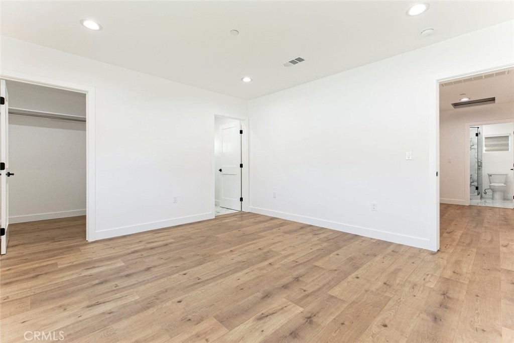 12340 Lull Street - Photo 18