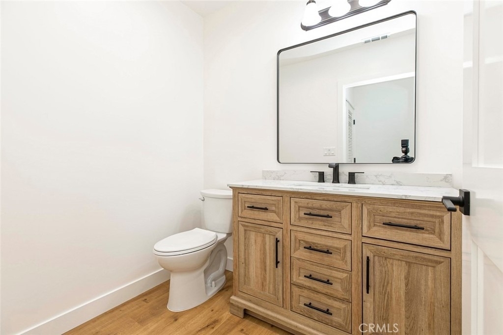 12340 Lull Street - Photo 14