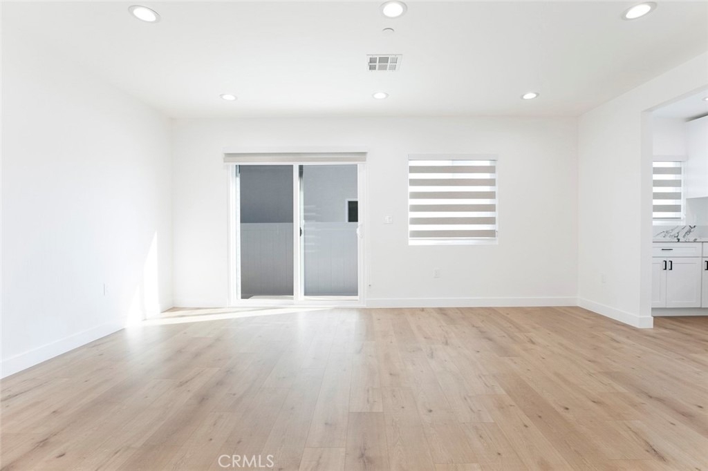 12340 Lull Street - Photo 31