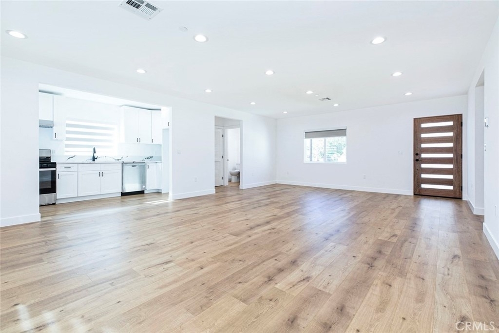 12340 Lull Street - Photo 8