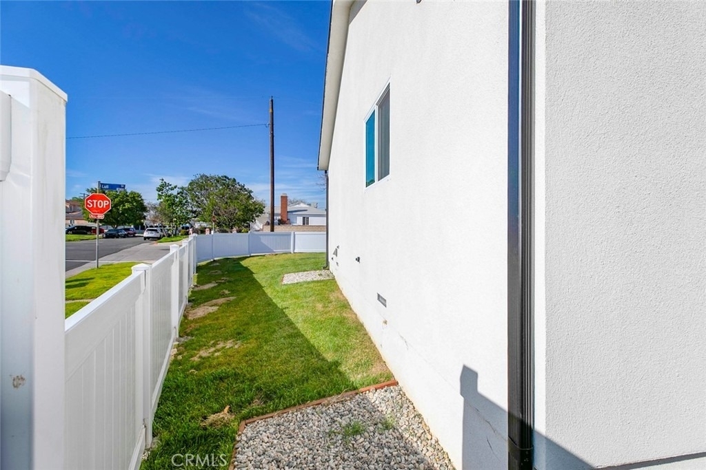 12340 Lull Street - Photo 29