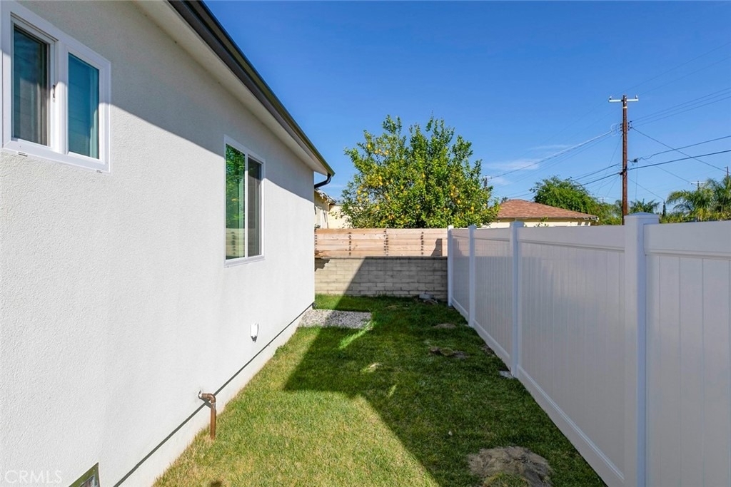 12340 Lull Street - Photo 27