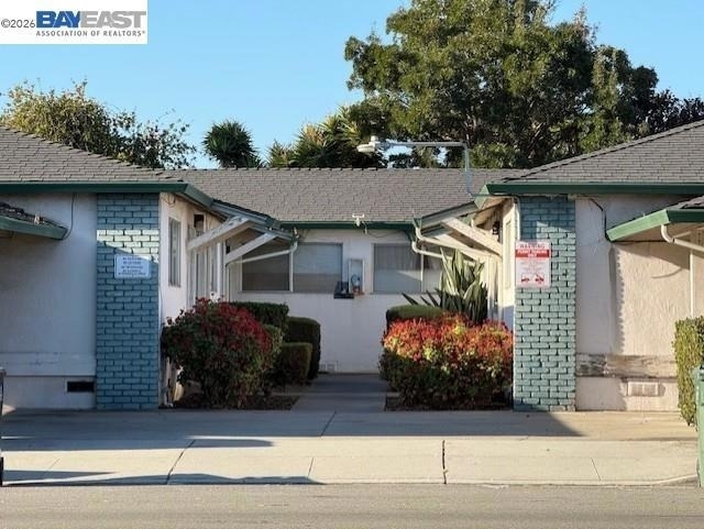 37235 Cedar Blvd - Photo 4
