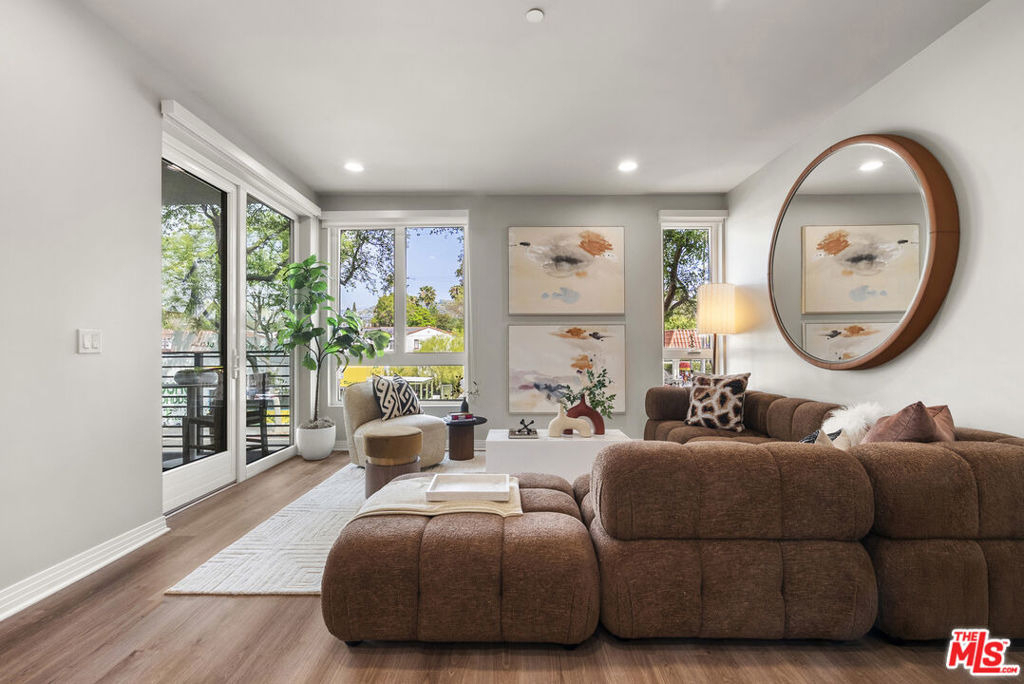 7428 Santa Monica Boulevard - Photo 6