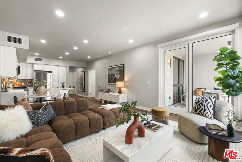 7428 Santa Monica Boulevard - Photo 13