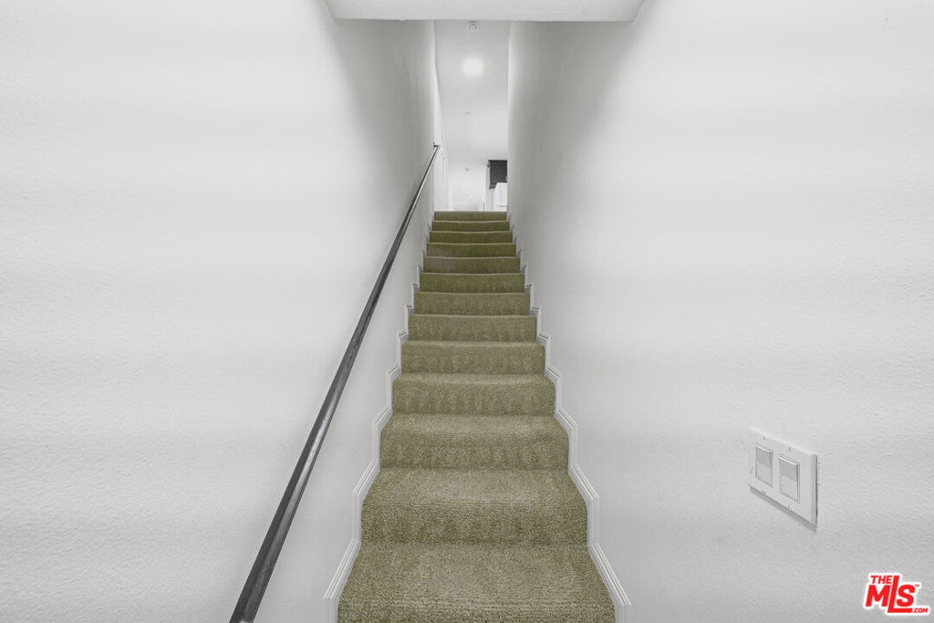 10952 Wilmington Avenue - Photo 1