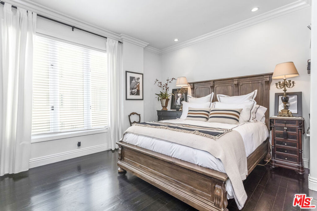 1424 N Crescent Heights Boulevard - Photo 19