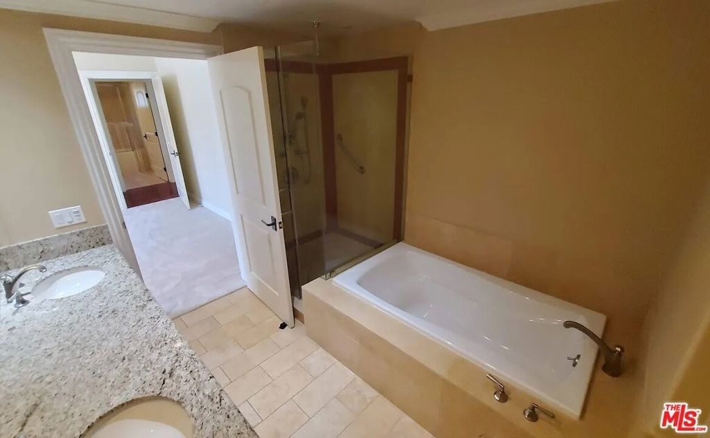 1135 S Shenandoah Street - Photo 32
