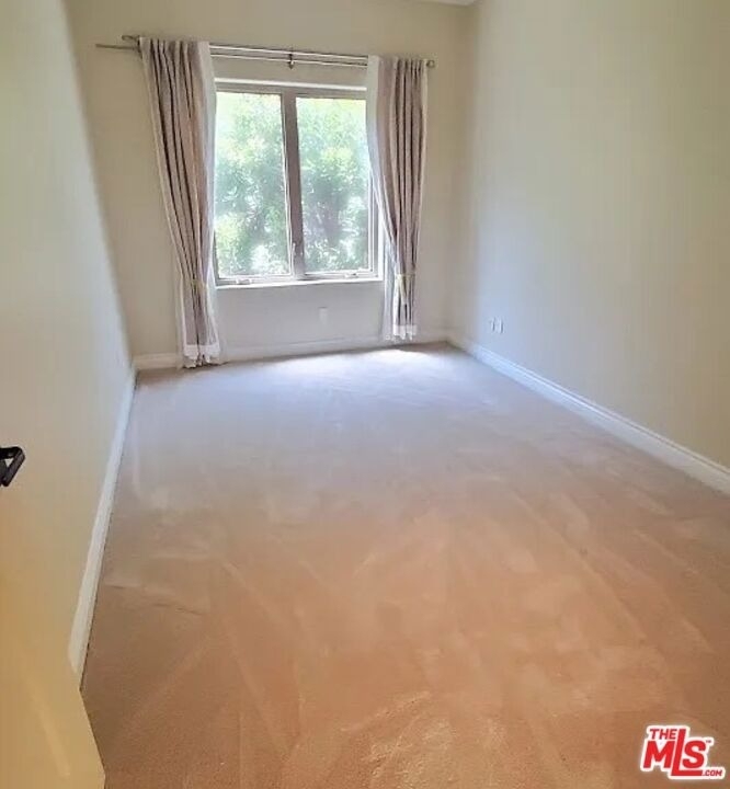 1135 S Shenandoah Street - Photo 36
