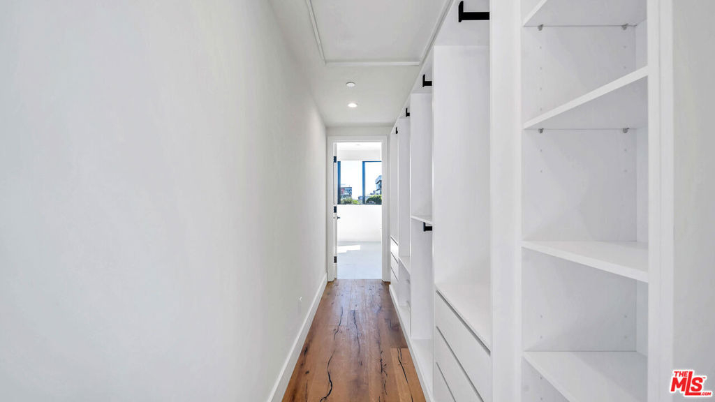 1123 N Formosa Avenue - Photo 23