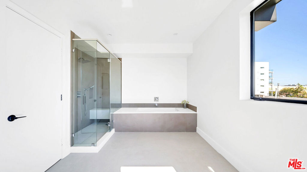1123 N Formosa Avenue - Photo 21