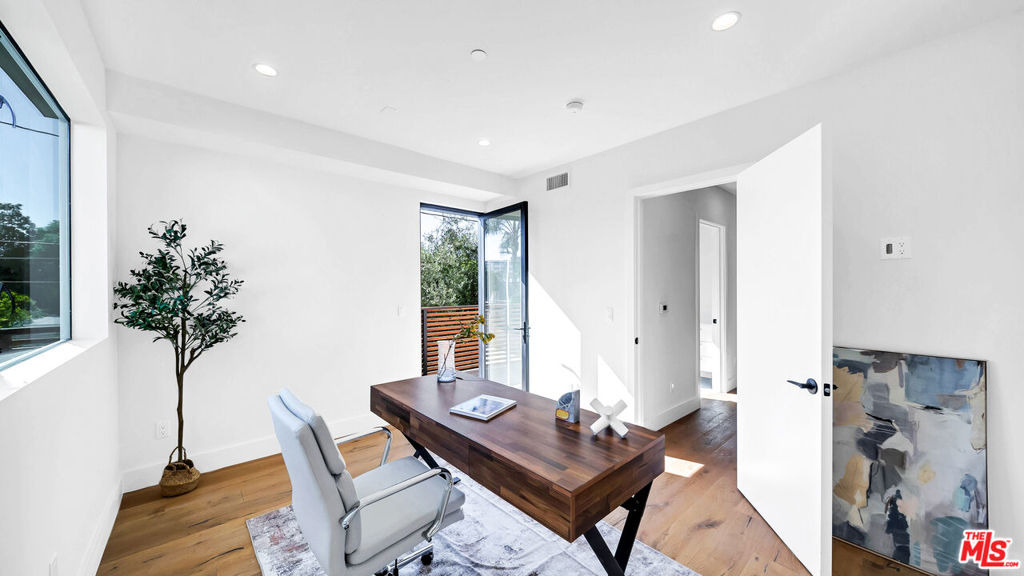 1123 N Formosa Avenue - Photo 12