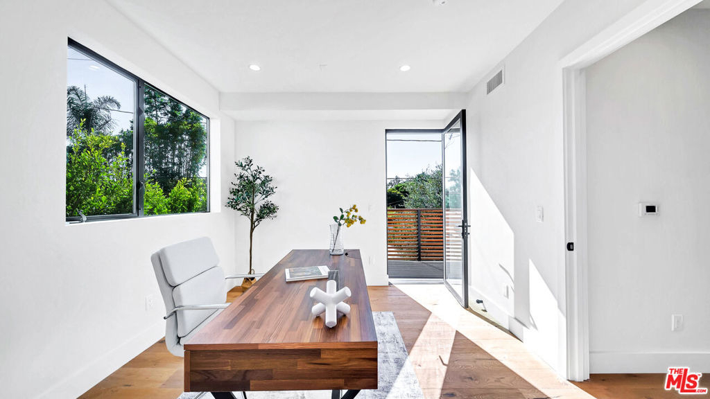 1123 N Formosa Avenue - Photo 13